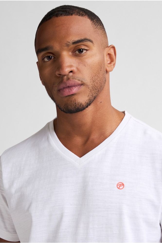 T SHIRT MET V HALS M 1050 TSV662 0000 BRIGHT WHITE